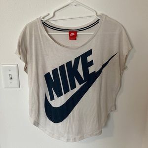 Nike Scoop athletic shirt